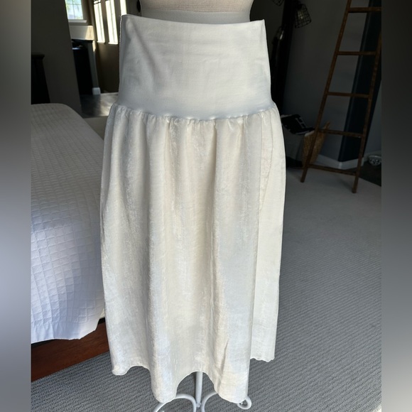 ATM cream velvet midi skirt, size large - Picture 3 of 13